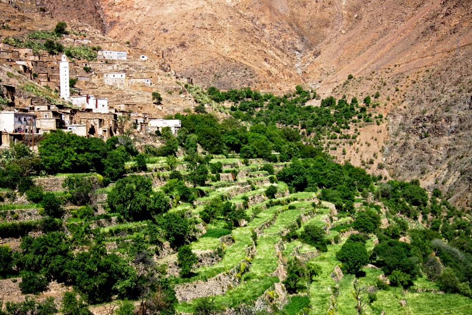 Village perché dans les montagnes de l'anti-Atlas au Maroc